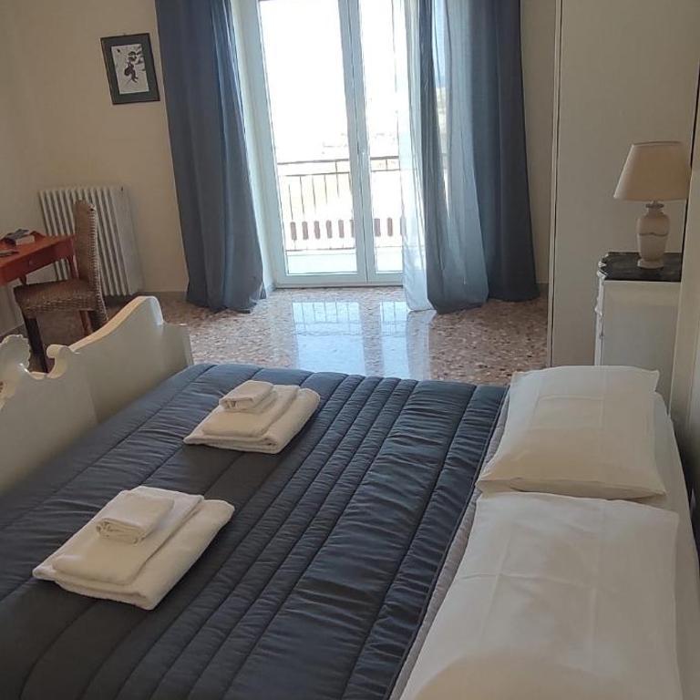 Blu House - Three-Bedroom Apartment - 5