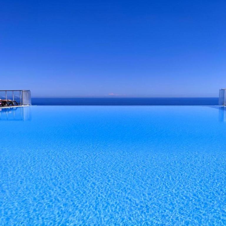 Vue Mer, Terrasse & Piscine - free parking - Monaco - Appartement - Vue sur Mer - 3