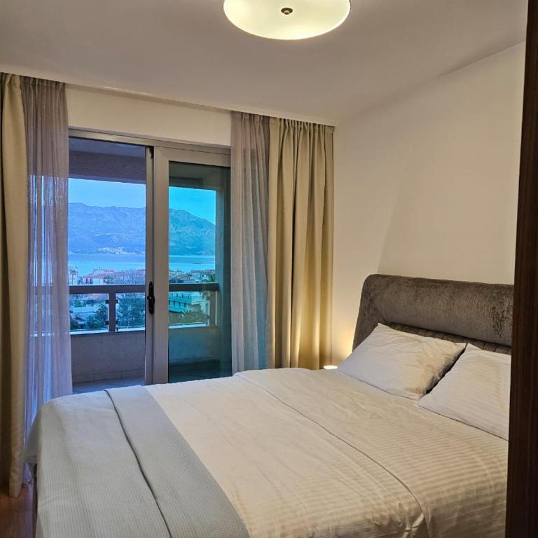 Vika Budva - Apartman sa 2 Spavaće Sobe - 10