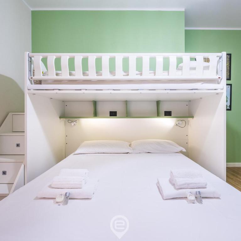Estay Piazza Repubblica - Camera Matrimoniale con Bagno Privato - 3