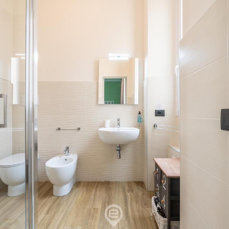 Estay Piazza Repubblica - Camera Matrimoniale con Bagno Privato - 2