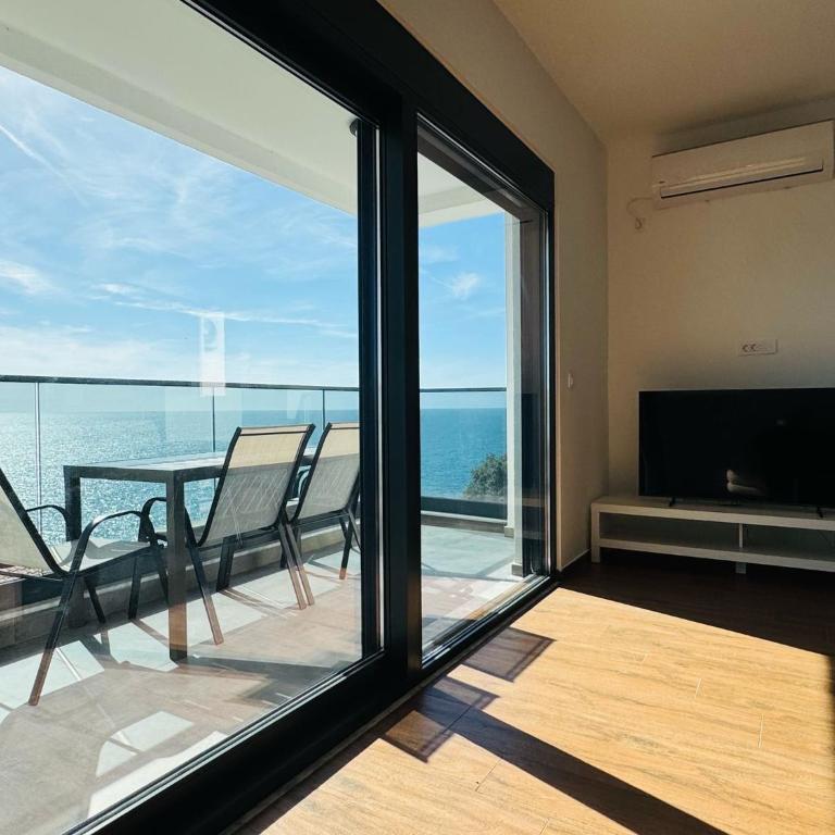 Swiss DELUXE Appartement - Two-Bedroom Apartment - 4