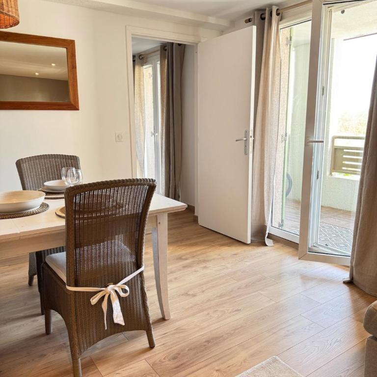 Charmant appartement cosy proche des plages - One-Bedroom Apartment - 7