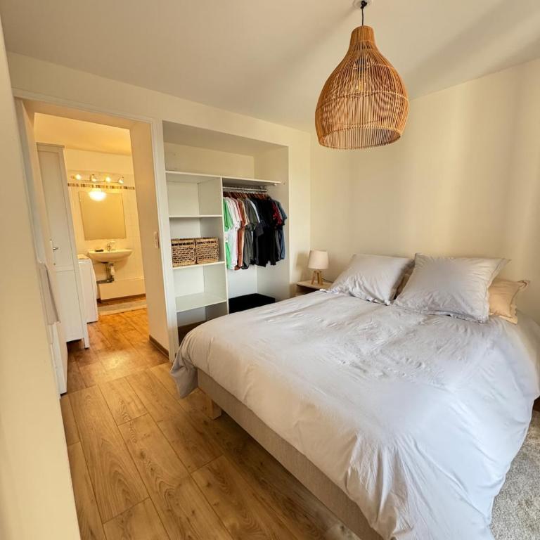 Charmant appartement cosy proche des plages - One-Bedroom Apartment - 9