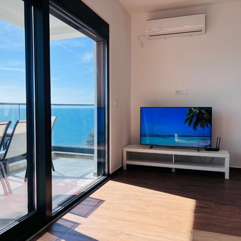 Swiss DELUXE Appartement - Two-Bedroom Apartment - 12