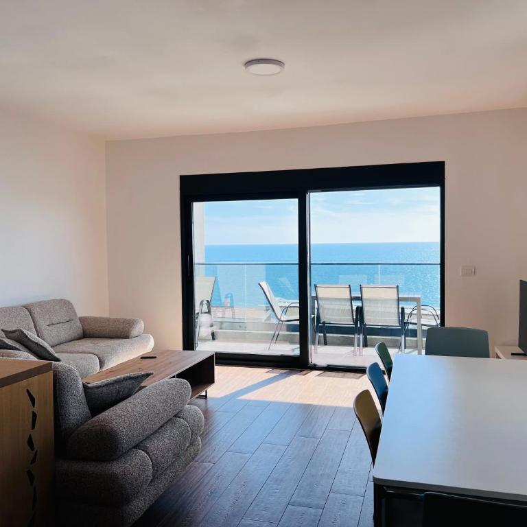 Swiss DELUXE Appartement - Two-Bedroom Apartment - 13