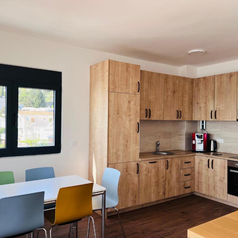 Swiss DELUXE Appartement - Two-Bedroom Apartment - 24
