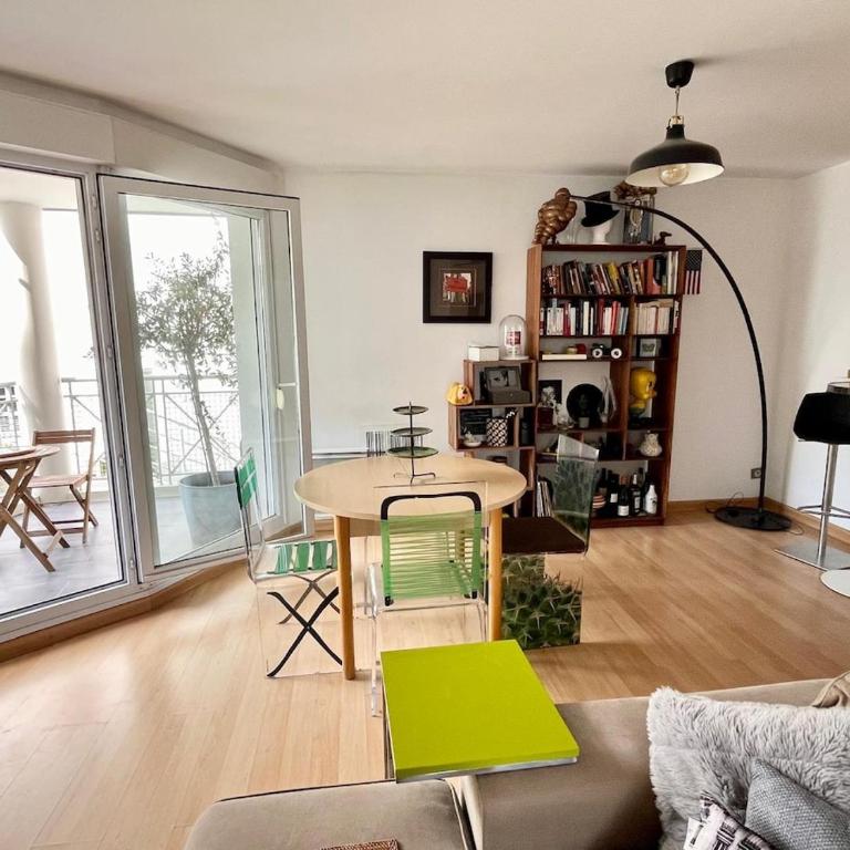 Large apartment in Old Lille, balcony, secure parking - Apartment mit 2 Schlafzimmern - 2