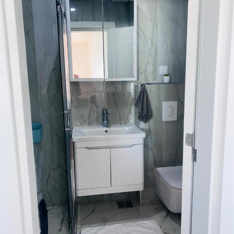 Swiss DELUXE Appartement - Two-Bedroom Apartment - 31