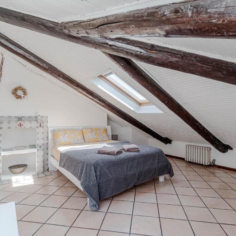 GuestHost-Elegant Studio x3- 600m from Porta Nuova - Appartamento con 1 Camera da Letto - 1