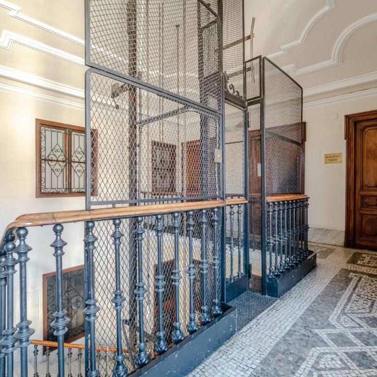 GuestHost-Elegant Studio x3- 600m from Porta Nuova - Appartamento con 1 Camera da Letto - 16
