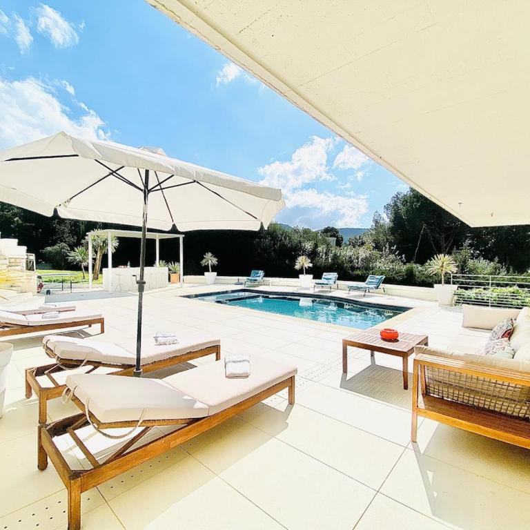 Villa Iconique, Calme absolu & Vue exceptionnelle pour 1 à 10 pers - Villa with Private Pool - 3