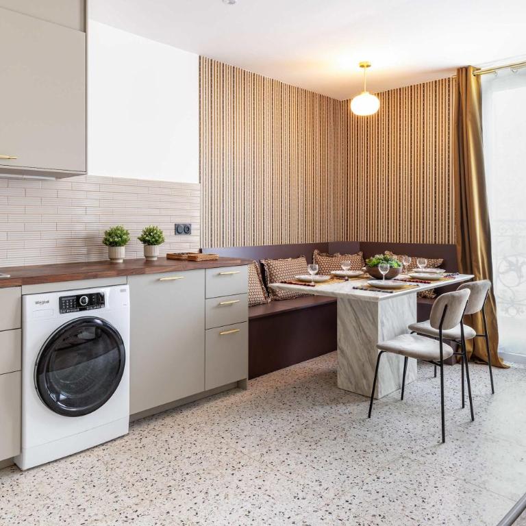 New- 8 pers devant le parc de la villette - Appartement - 10