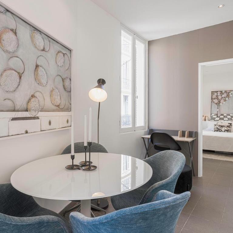 " White Meynadier " CityCenter - CONGRES - Terrasse - Clim - Wifi - Apartamento de 1 dormitorio - 16