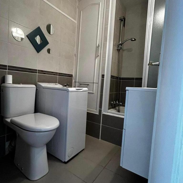 Superbe studio près de la plage - Apartment mit 1 Schlafzimmer - 5
