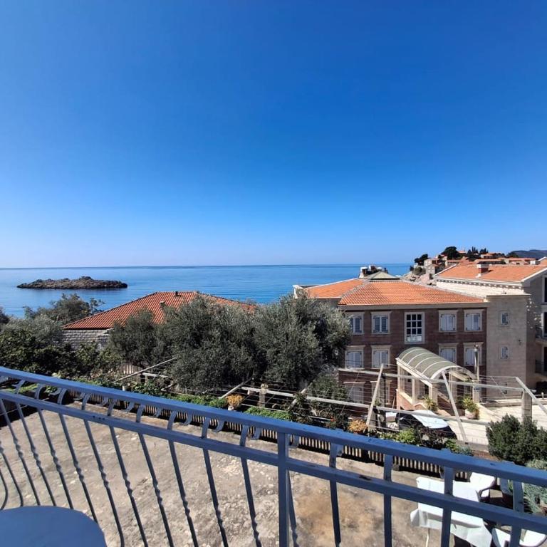 Sveti Stefan Family Apartments - Apartman sa Pogledom na More - 20