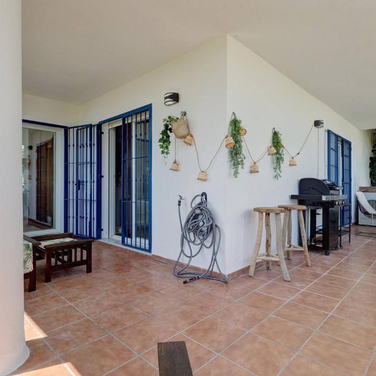 105 Welcoming Andalusian Style 2 Bed Apartment With Views of Miraflores Golf - Apartamento de 2 dormitorios - 28
