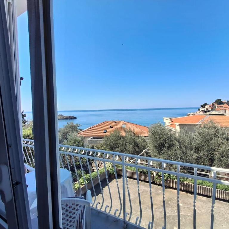 Sveti Stefan Family Apartments - Apartman sa Pogledom na More - 6