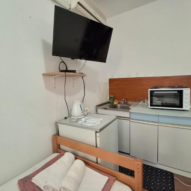 Sveti Stefan Family Apartments - Klasičan Apartman - 15