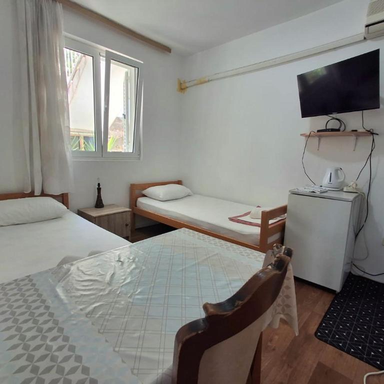 Sveti Stefan Family Apartments - Klasičan Apartman - 16