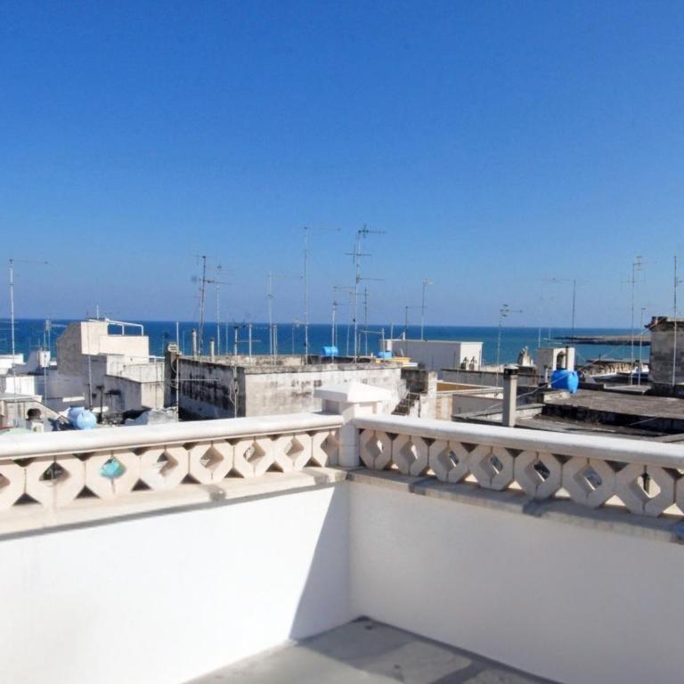 HelloAPULIA Monopoli - Solglime - Spacious Holiday Home with Terrace - Casa con 4 camere da letto - 5
