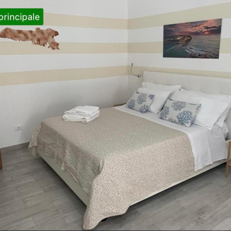 Brezza di mare - Camera Matrimoniale con Bagno Privato - 8