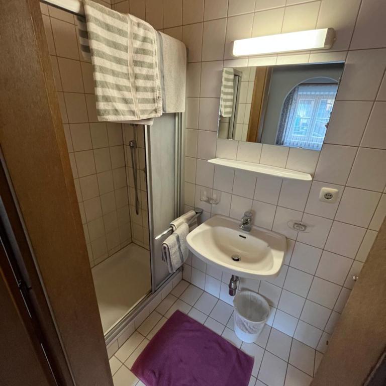 Forsthof Taxenbach - Doppelzimmer mit Gartenblick - 1
