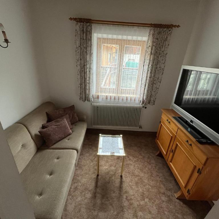 Forsthof Taxenbach - Doppelzimmer mit Gartenblick - 3