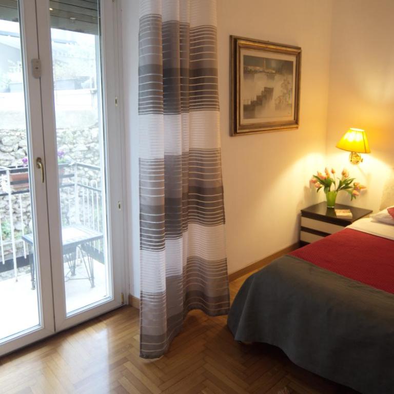 Casa Franciska - Apartment near Trastevere & Villa Pamphili - Camera Matrimoniale - 2