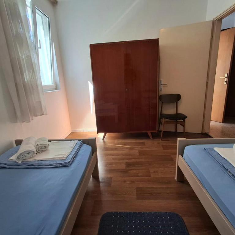 Sveti Stefan Family Apartments - Klasičan Apartman - 21
