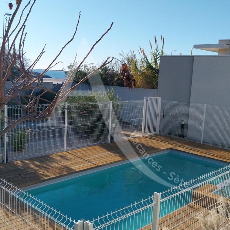 FRONT DE MER 98 M², 3 CHAMBRES, TERRASSE 90 M² - Appartement 3 Chambres - 26