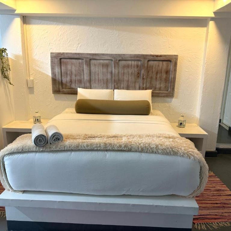OPE Suites Usaquen - Habitación con cama grande - 1
