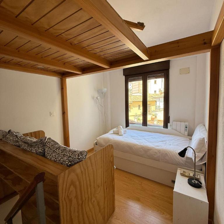 Casa Albaicin - Two-Bedroom Apartment - 11