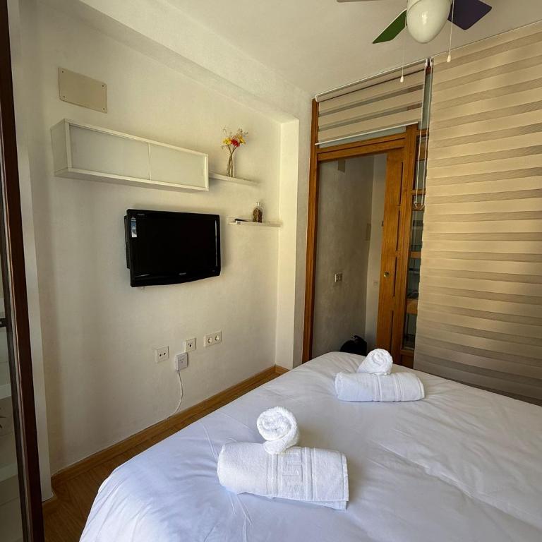 Casa Albaicin - Two-Bedroom Apartment - 9