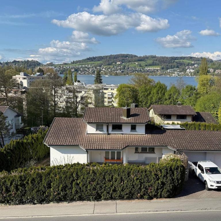 Spacious house with partial lake view - Haus mit 5 Schlafzimmern - 6