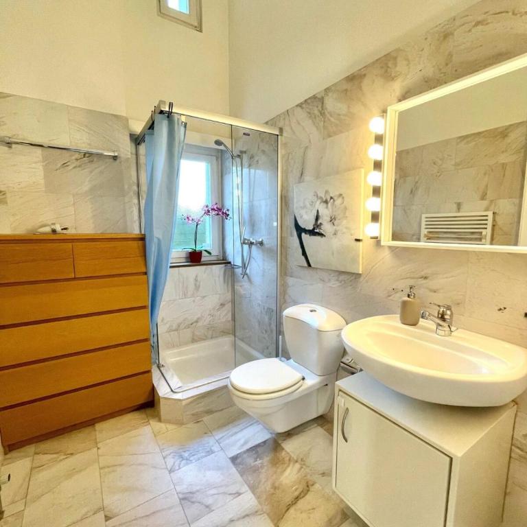 Spacious house with partial lake view - Haus mit 5 Schlafzimmern - 12