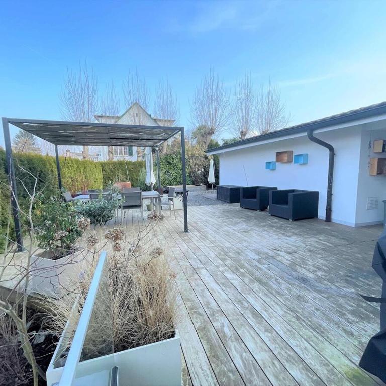 Spacious house with partial lake view - Haus mit 5 Schlafzimmern - 18