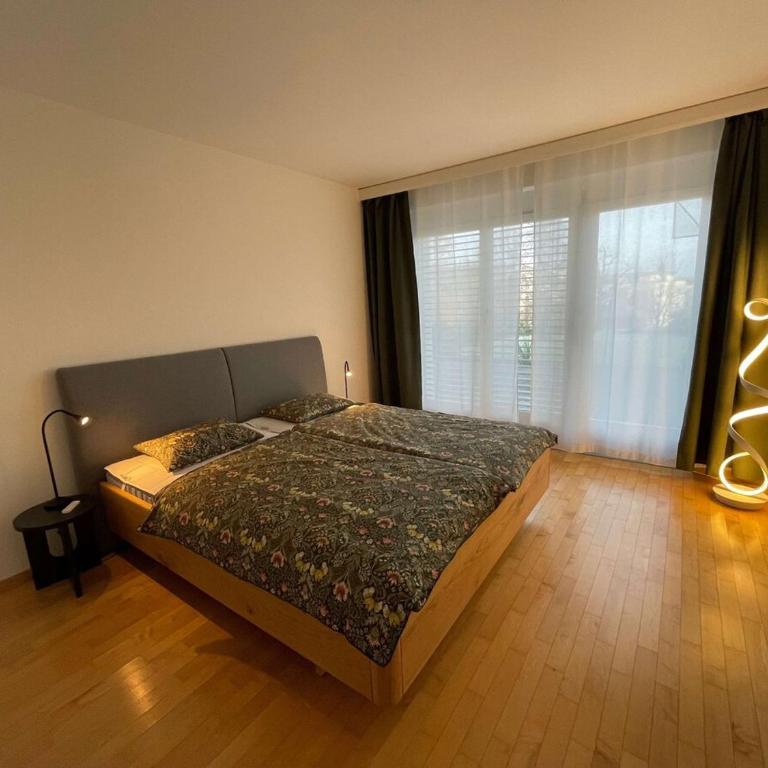 Spacious house with partial lake view - Haus mit 5 Schlafzimmern - 24