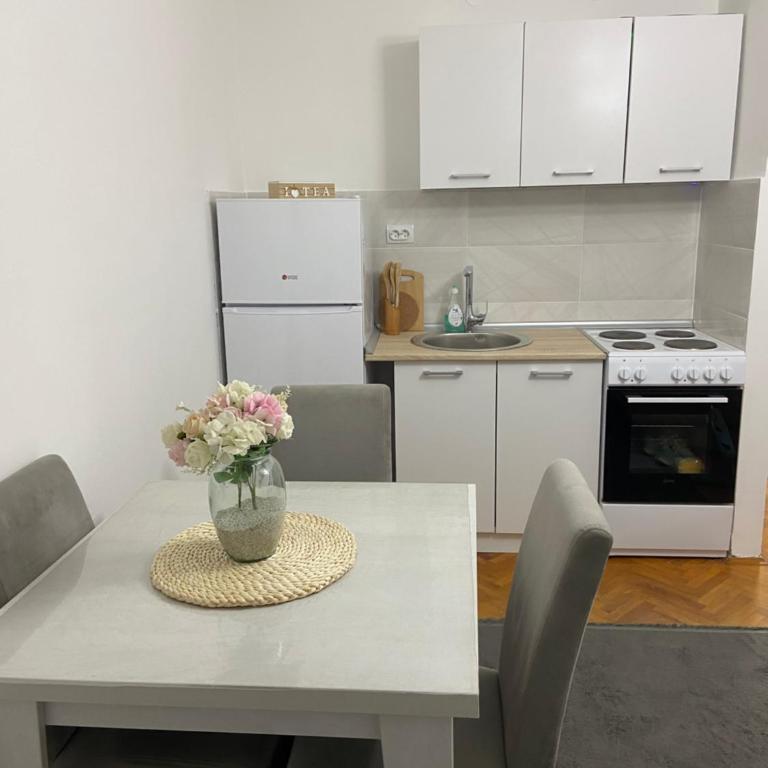Raj - Apartman sa 1 Spavaćom Sobom - 13