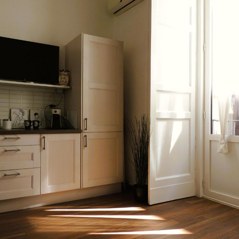 Palace Apartments Central Catania - Monolocale con Balcone - 18
