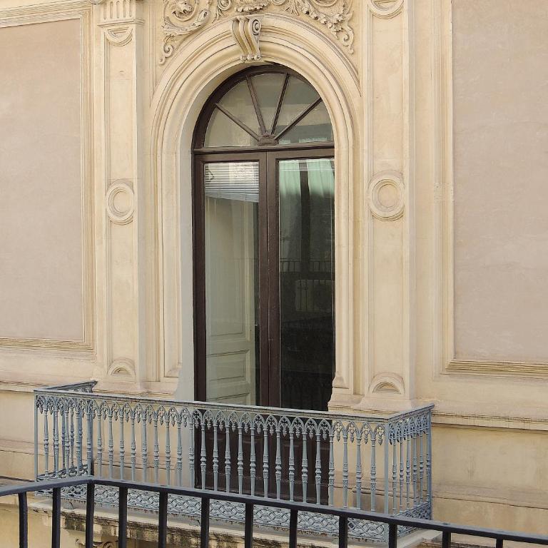 Palace Apartments Central Catania - Monolocale con Balcone - 20