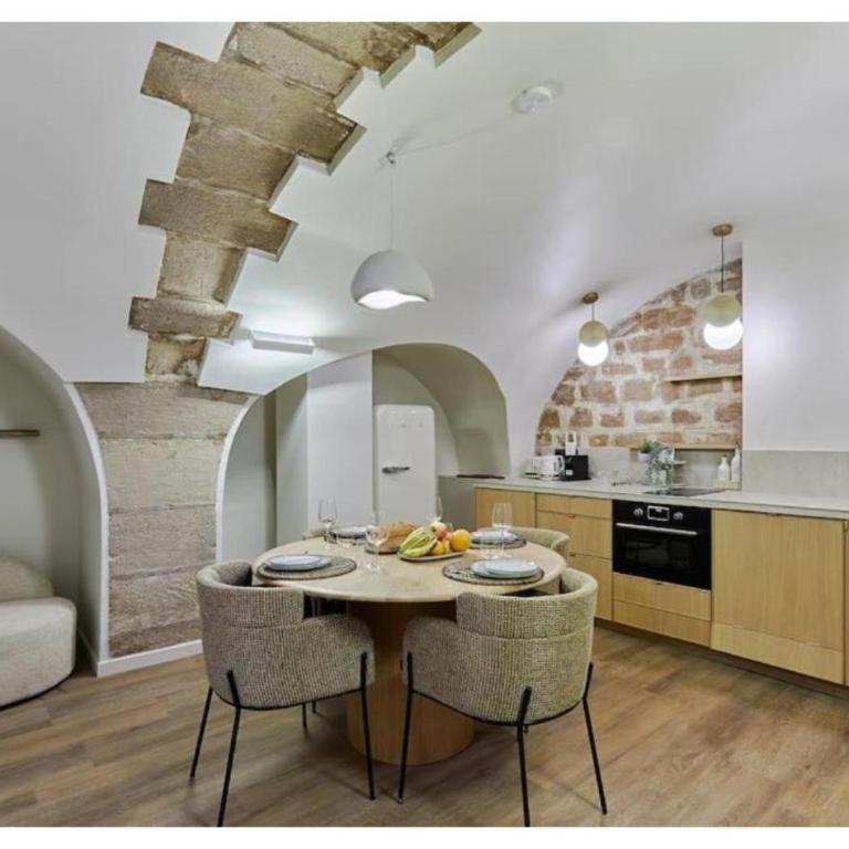 Apartment Le Marais place des Vosges by Studio prestige - Two-Bedroom Apartment - 18