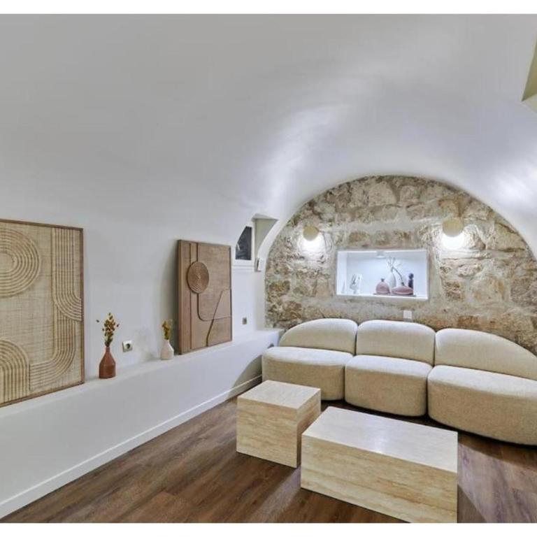 Apartment Le Marais place des Vosges by Studio prestige - Two-Bedroom Apartment - 23