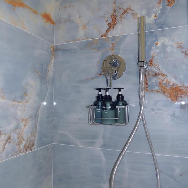 Palace Apartments Central Catania - Appartamento Deluxe con 2 Camere da Letto e Balcone - 38
