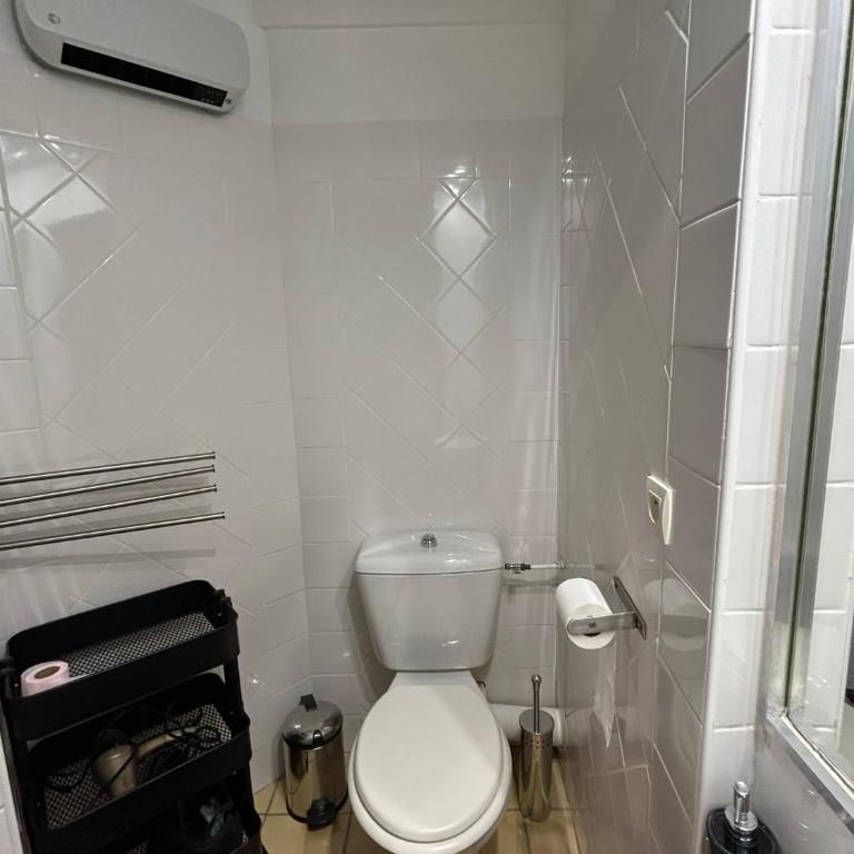 Appartement rénové à 50 m de COLLIOURE Plage, Entrée autonome, Climatisé - Apartment - 39