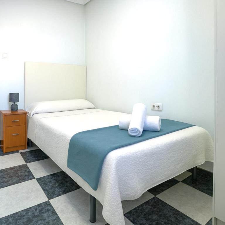 Apartamento Martínez Campos - Playa La Caleta - Apartamento de 3 dormitorios Premium - 20