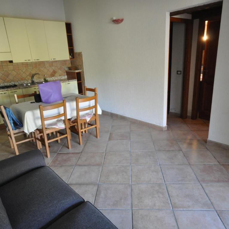 Villette Via Carbonia - Casa con 2 Camere da Letto - 4