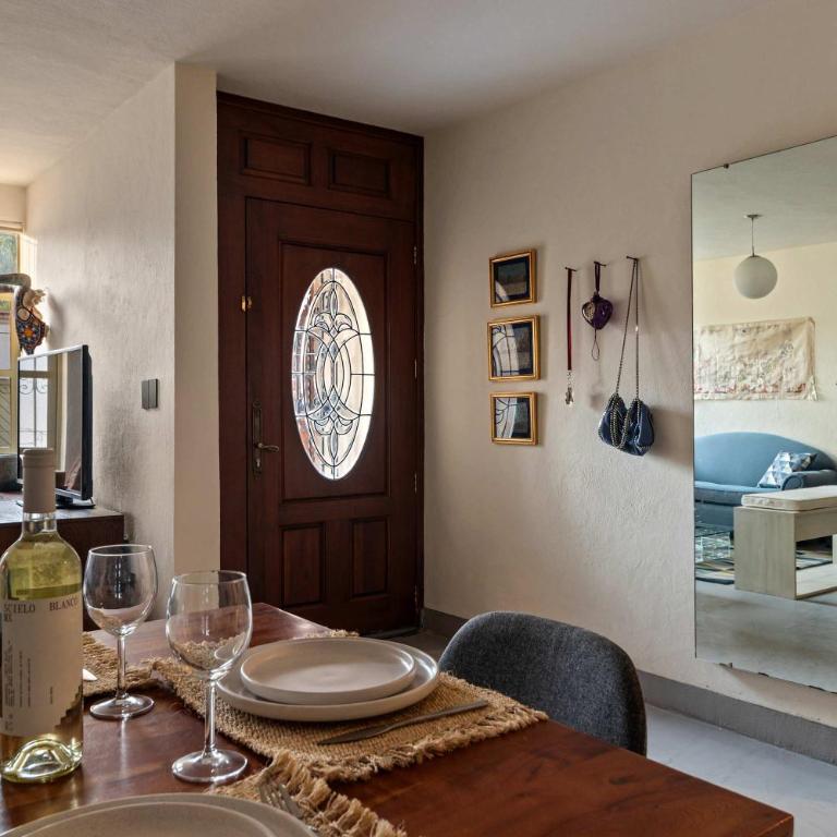 Quiet and Cozy Home with Great Location - Vacation Home - 9