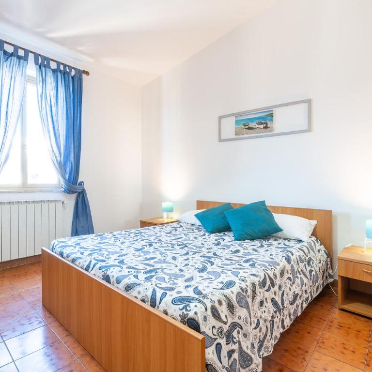 AffittaSardegna - Quadri Alba - Appartamento con 3 Camere da Letto - 15