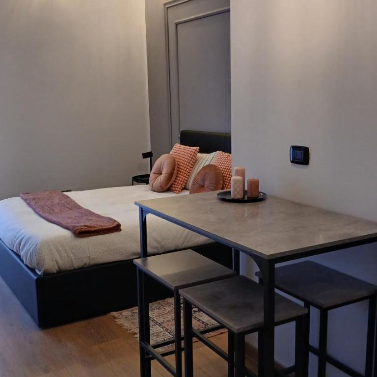 Central View 2 - One-Bedroom Apartment - 15